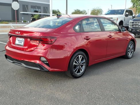 Used 2024 Kia Forte LXS image 5