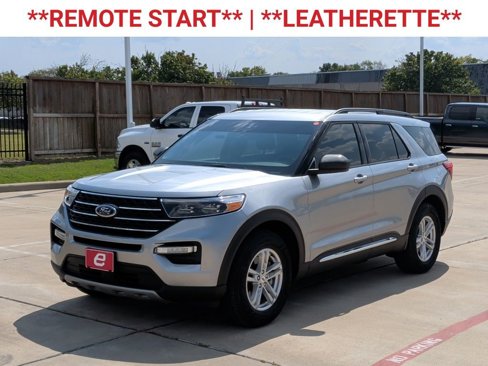 Used 2023 Ford Explorer XLT w/ Equipment Group 202A image 3