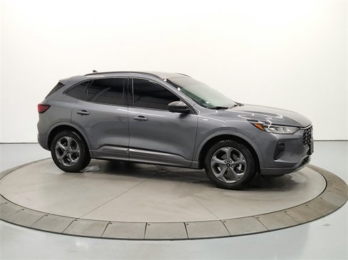 Used 2023 Ford Escape ST-Line image 9
