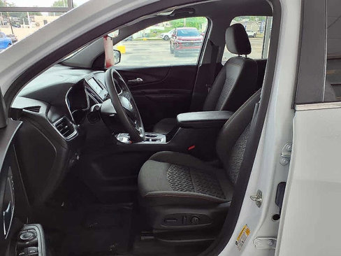 Used 2023 Chevrolet Equinox LT w/ LPO, Floor Liner Package image 8
