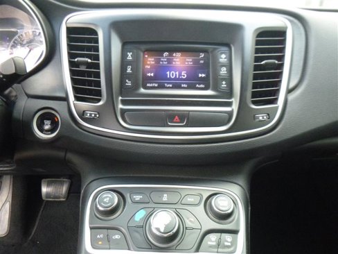 Used 2015 Chrysler 200 Limited image 13