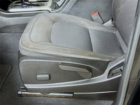 Used 2021 Chevrolet Colorado LT image 16