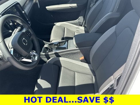 New 2024 Volvo XC40 Recharge Plus w/ Protection Package Premier image 19
