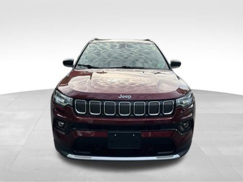 Used 2022 Jeep Compass Limited image 11