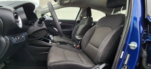 Used 2023 Kia Forte LXS w/ LXS Technology Package image 8