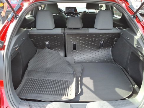 Used 2022 Toyota C-HR Nightshade image 11