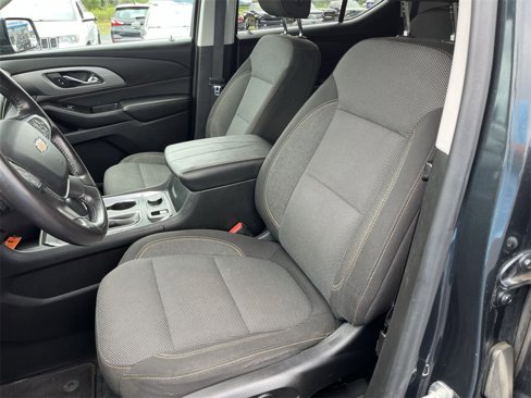 Used 2018 Chevrolet Traverse LT image 18