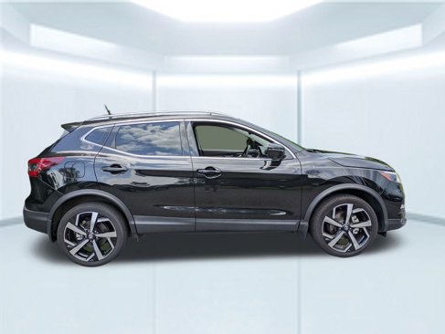 Used 2022 Nissan Rogue Sport SL image 7