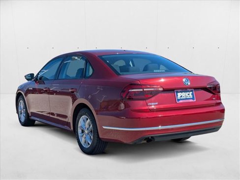 Used 2018 Volkswagen Passat 2.0T S w/ Driver Assistance Package image 8