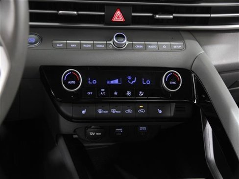 Certified 2023 Hyundai Elantra SEL w/ Convenience Package image 14