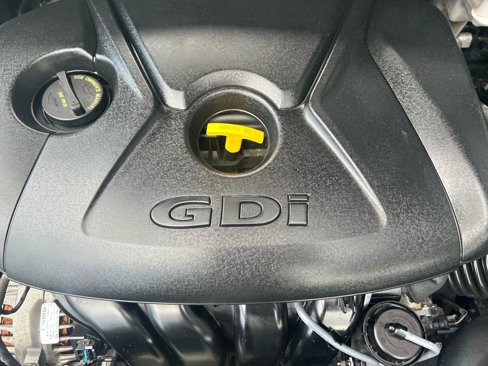 Used 2016 Hyundai Elantra GT image 21
