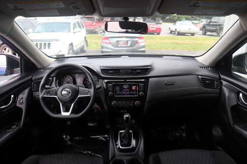 Used 2018 Nissan Rogue S image 50