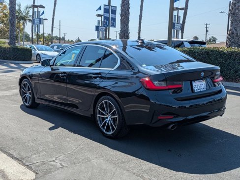 Used 2020 BMW 330i Sedan w/ Convenience Package image 17