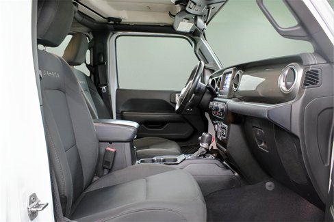 Used 2019 Jeep Wrangler Unlimited Sahara w/ Safety Group image 24