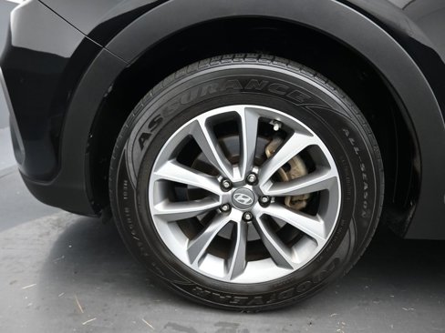 Used 2019 Hyundai Santa Fe XL SE image 62