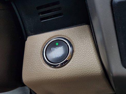 Used 2020 Ford F150 Lariat image 22
