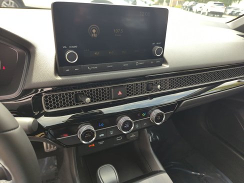 Used 2022 Honda Civic Sport image 15