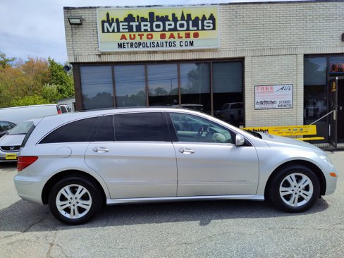 Used 2006 Mercedes-Benz R 500 4MATIC image 1