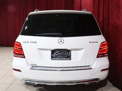 Used 2015 Mercedes-Benz GLK 250 BlueTEC 4MATIC image 10