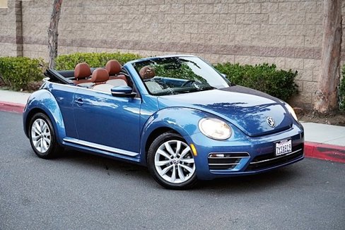 Used 2017 Volkswagen Beetle 1.8T S image 3