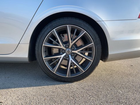 Used 2018 Volvo S90 T6 Momentum w/ Convenience Package image 10
