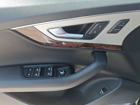 Used 2019 Audi Q7 2.0T Premium Plus w/ Premium Plus Package image 14