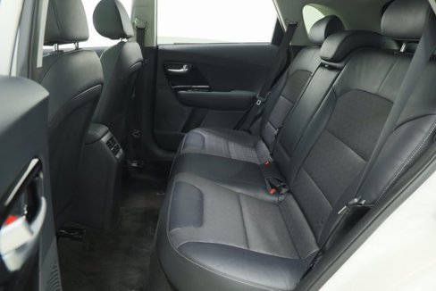 Used 2017 Kia Niro EX image 26
