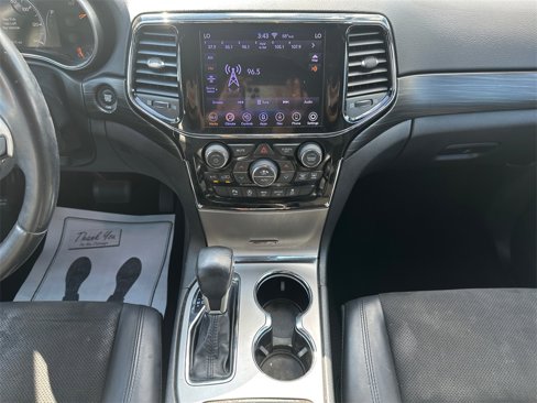 Used 2020 Jeep Grand Cherokee Altitude image 16