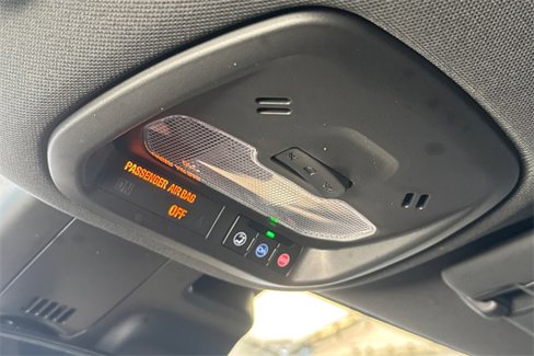 Used 2025 Chevrolet Trax RS w/ Driver Confidence Package image 24