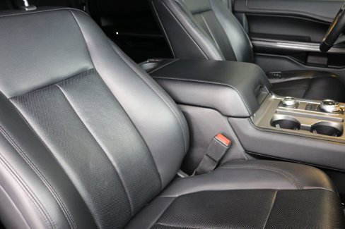 Used 2019 Ford Expedition XLT w/ Equipment Group 202A image 28
