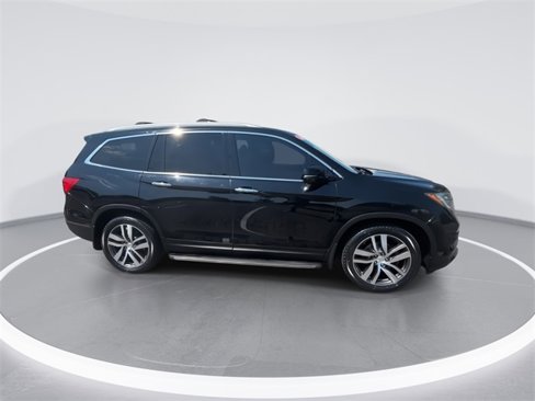 Used 2016 Honda Pilot Touring image 7