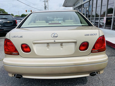 Used 2003 Lexus GS 300 image 9