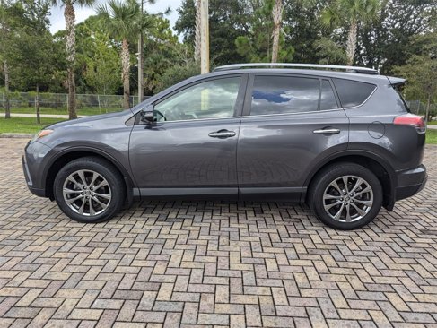 Used 2018 Toyota RAV4 Limited image 7