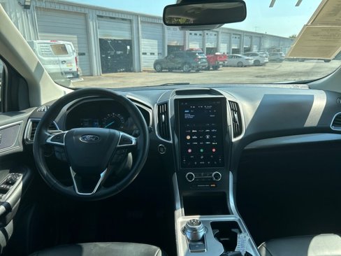 Certified 2024 Ford Edge SEL image 11