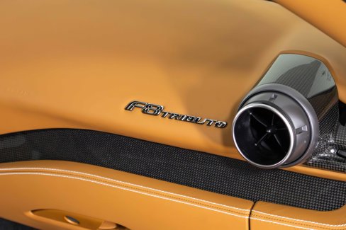 Used 2022 Ferrari F8 Tributo image 32