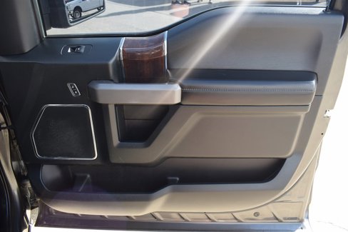 Used 2016 Ford F150 Platinum w/ Equipment Group 701A Luxury image 16