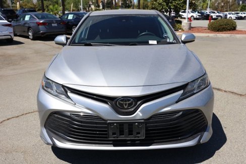Used 2020 Toyota Camry LE image 9