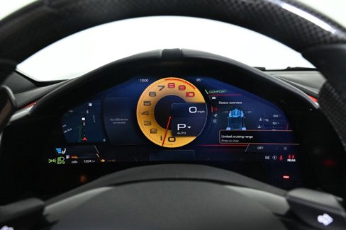 Used 2024 Ferrari Roma Spider image 15