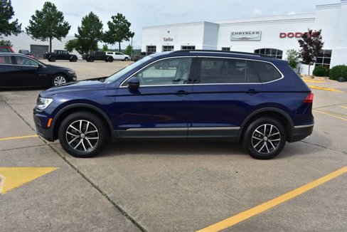 Used 2021 Volkswagen Tiguan SE image 9