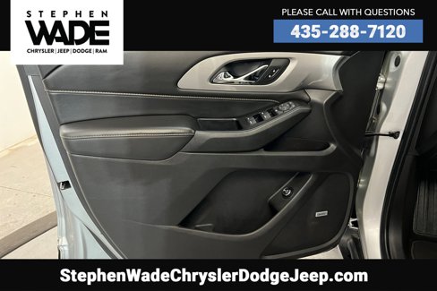 Used 2018 Chevrolet Traverse LT image 14
