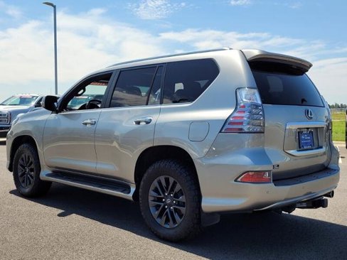 Used 2021 Lexus GX 460 Premium image 4