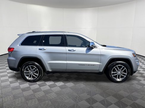Used 2017 Jeep Grand Cherokee Limited w/ Luxury Group II image 7