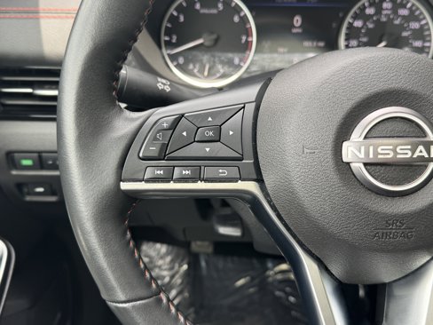 Used 2024 Nissan Sentra SR w/ SR Premium Package image 35