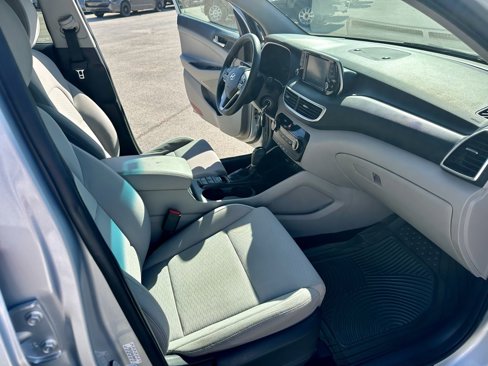 Used 2019 Hyundai Tucson SE image 15