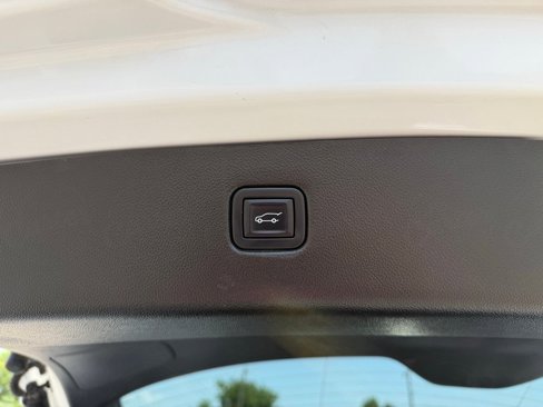 Used 2023 Chevrolet Blazer LT w/ Sound & Technology Package image 31