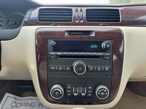 Used 2008 Chevrolet Impala LT w/ Luxury Edition Package image 15