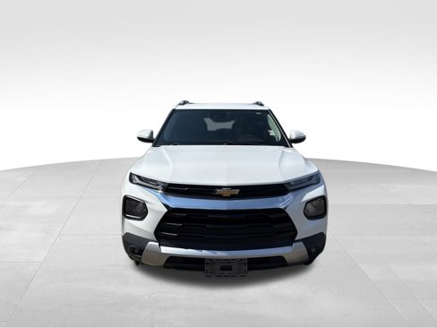 Used 2021 Chevrolet TrailBlazer LT w/ Sun and Liftgate Package image 9