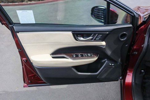Used 2018 Honda Clarity Touring image 25