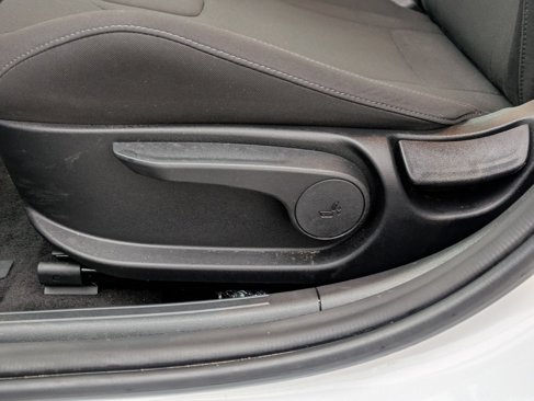Used 2025 Hyundai Elantra Sport image 21
