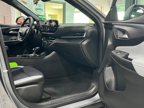 Certified 2024 Buick Envista Preferred w/ Convenience I Package image 9